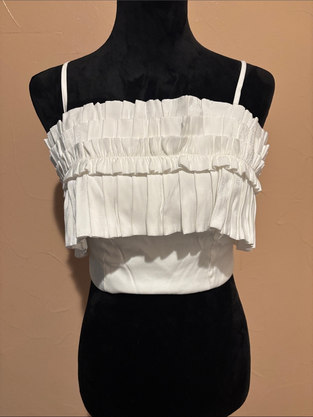 DO+BE White Ruffled Pleated Crop Camisole